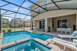 6BR Disney retreat - pool, arcade & themed rooms - Image 2