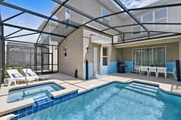 Family escape w/ private pool & hot tub - Image 2