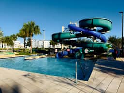 Storey Lake escape w/ pool & game room - Imagen 2
