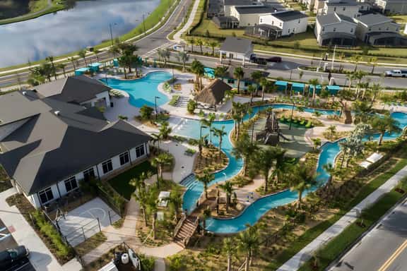 5BR lake view home w/ pool & resort perks - Image 1