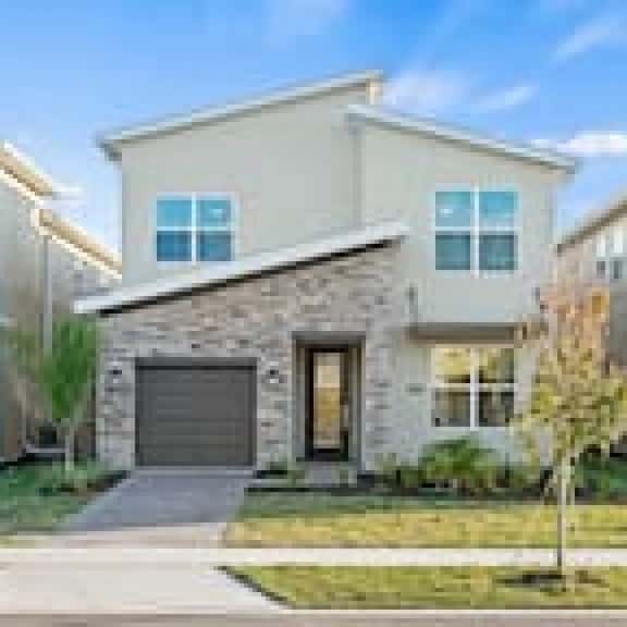Family home w/ hot tub & pool - Image 1
