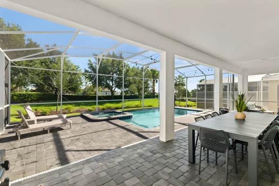 8BR family home - pool & resort access - Image 5