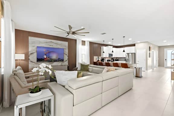8BR family home - pool & resort access - Image 4
